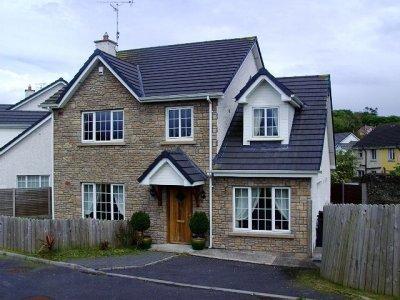 10 Oaklands Park