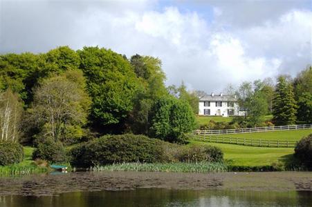 Dereen House