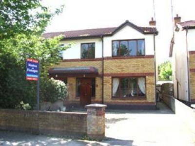 35 Hilltown Grove