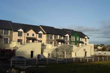 Townhouses 2 and 3 beds
